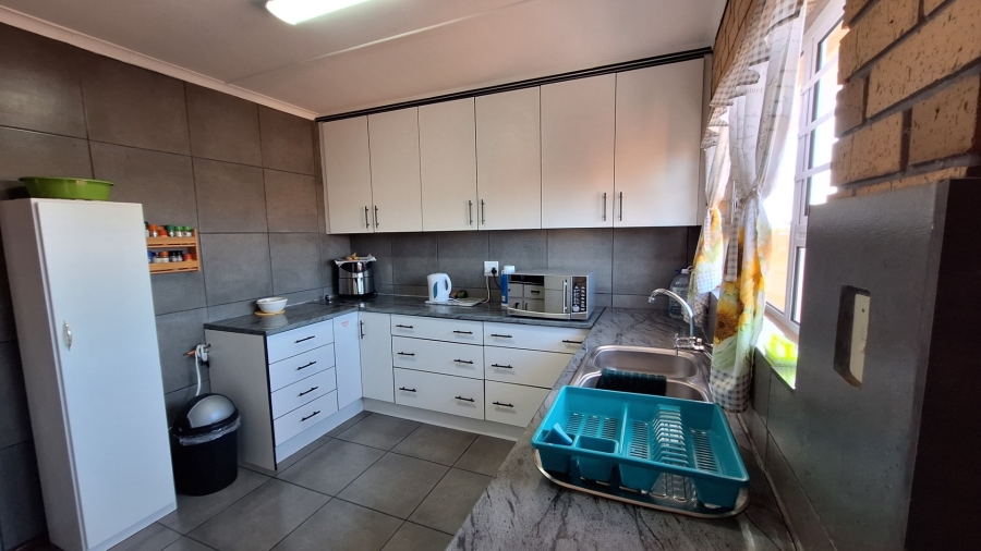 4 Bedroom Property for Sale in Port Owen Western Cape